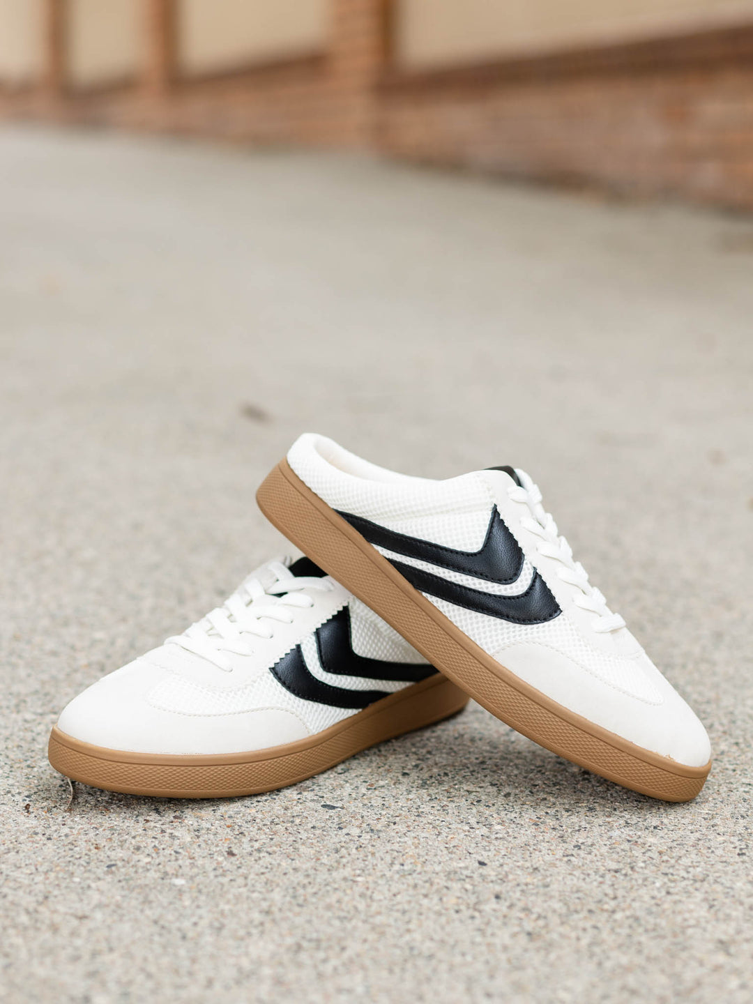 Dolce Vita Viktorey Mule Sneaker