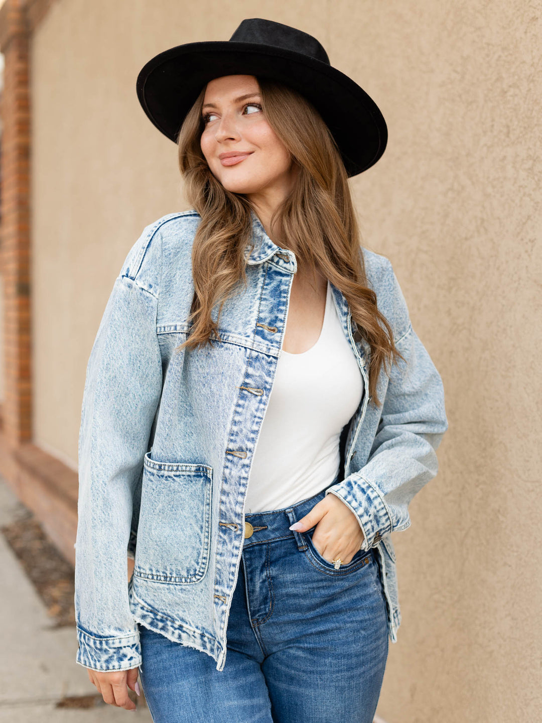 VEVERET Acid Wash Pocket Front Denim Jacket