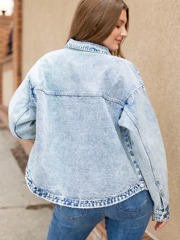 VEVERET Acid Wash Pocket Front Denim Jacket