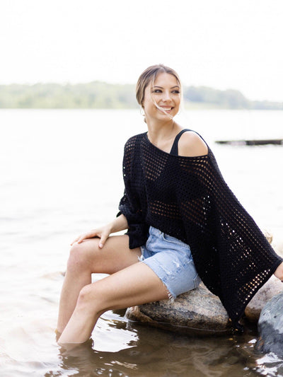 black sweater knit top