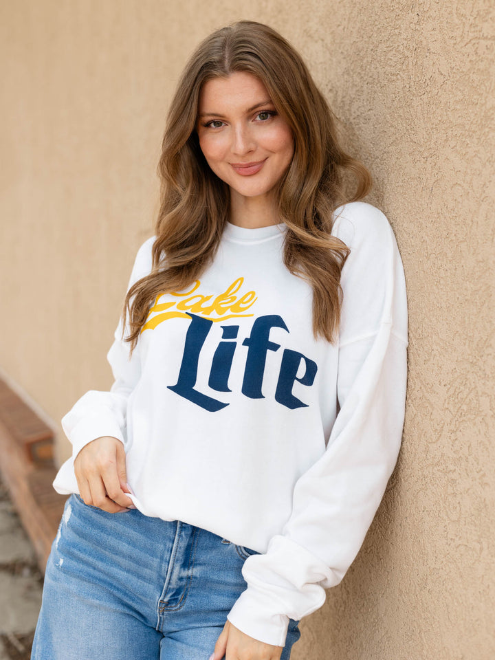 WHITE SWEATSHIRT