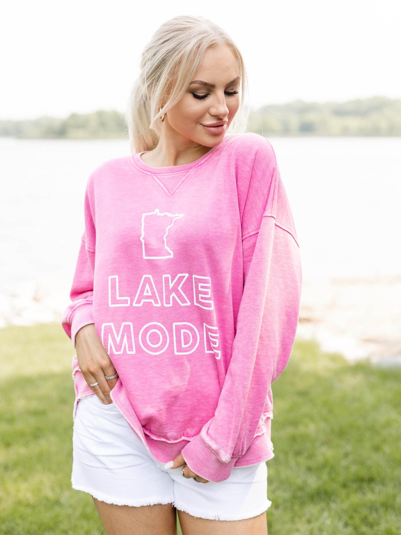 lake pullover