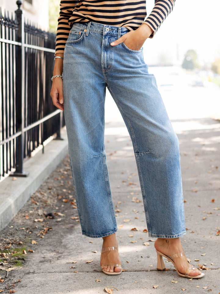 knee darted medium barrel denim