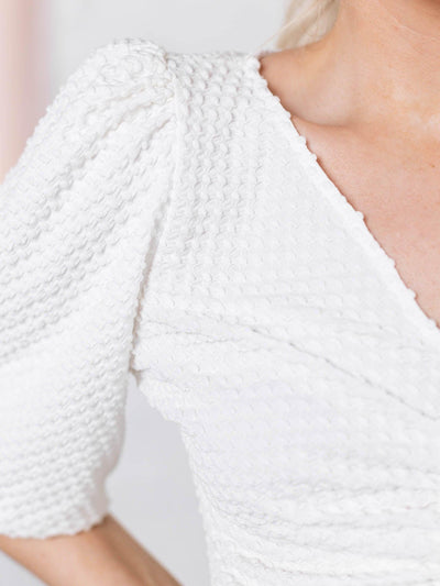 ruched center textured top