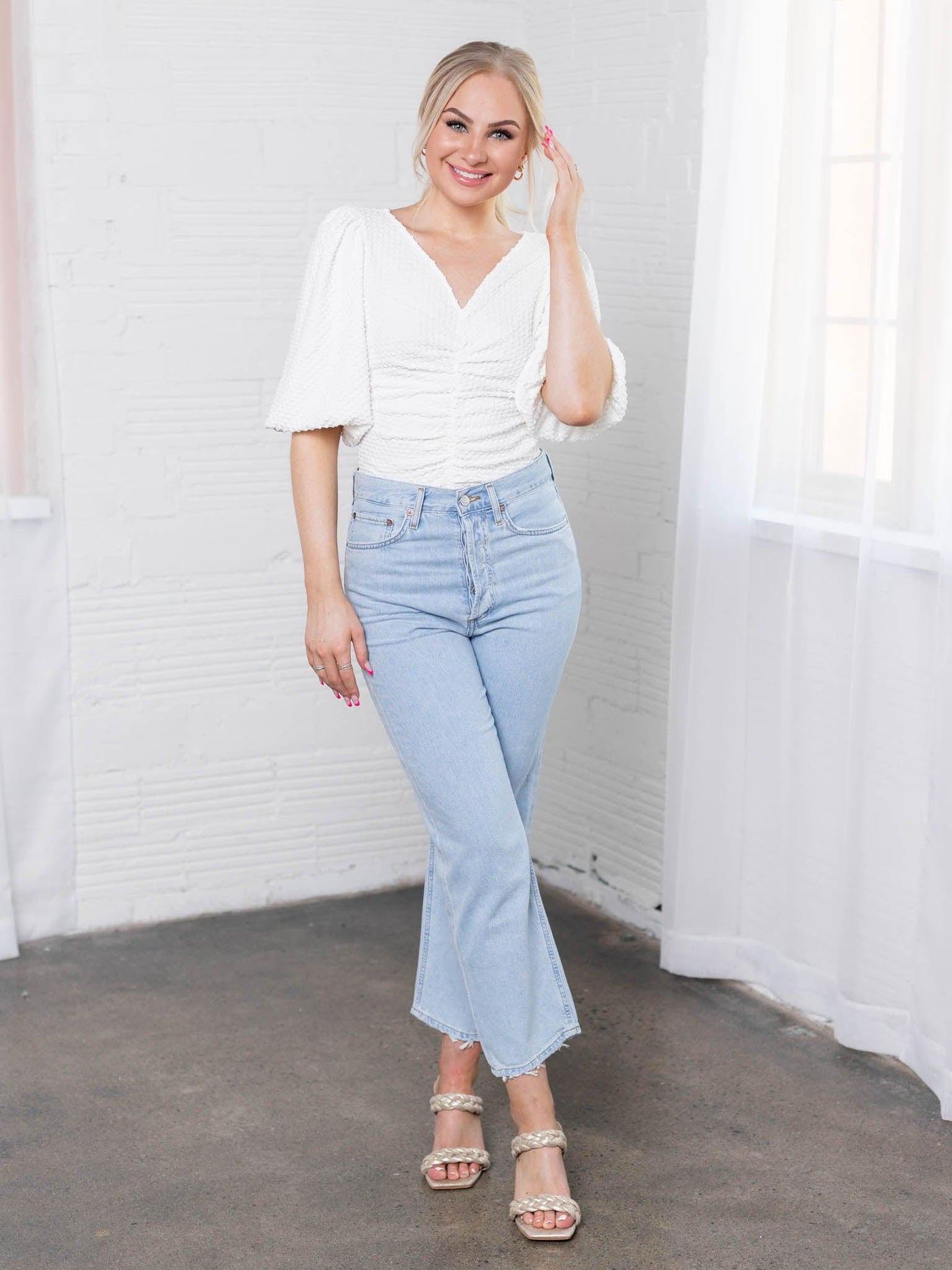 puff sleeve woven ruched center top
