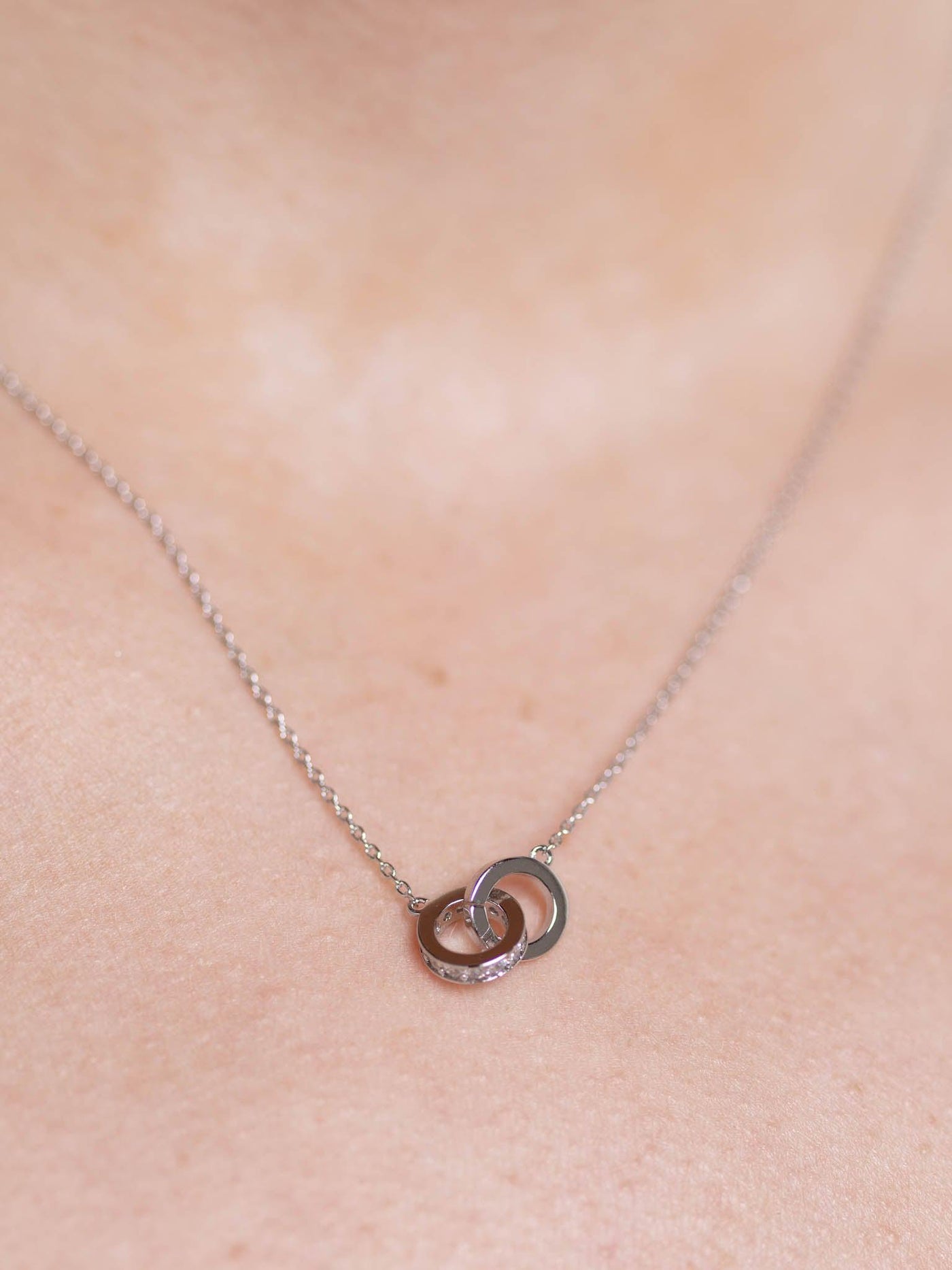 double ring linked necklace