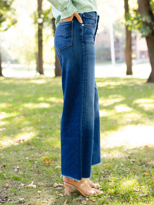 dark wash wide crop jeans