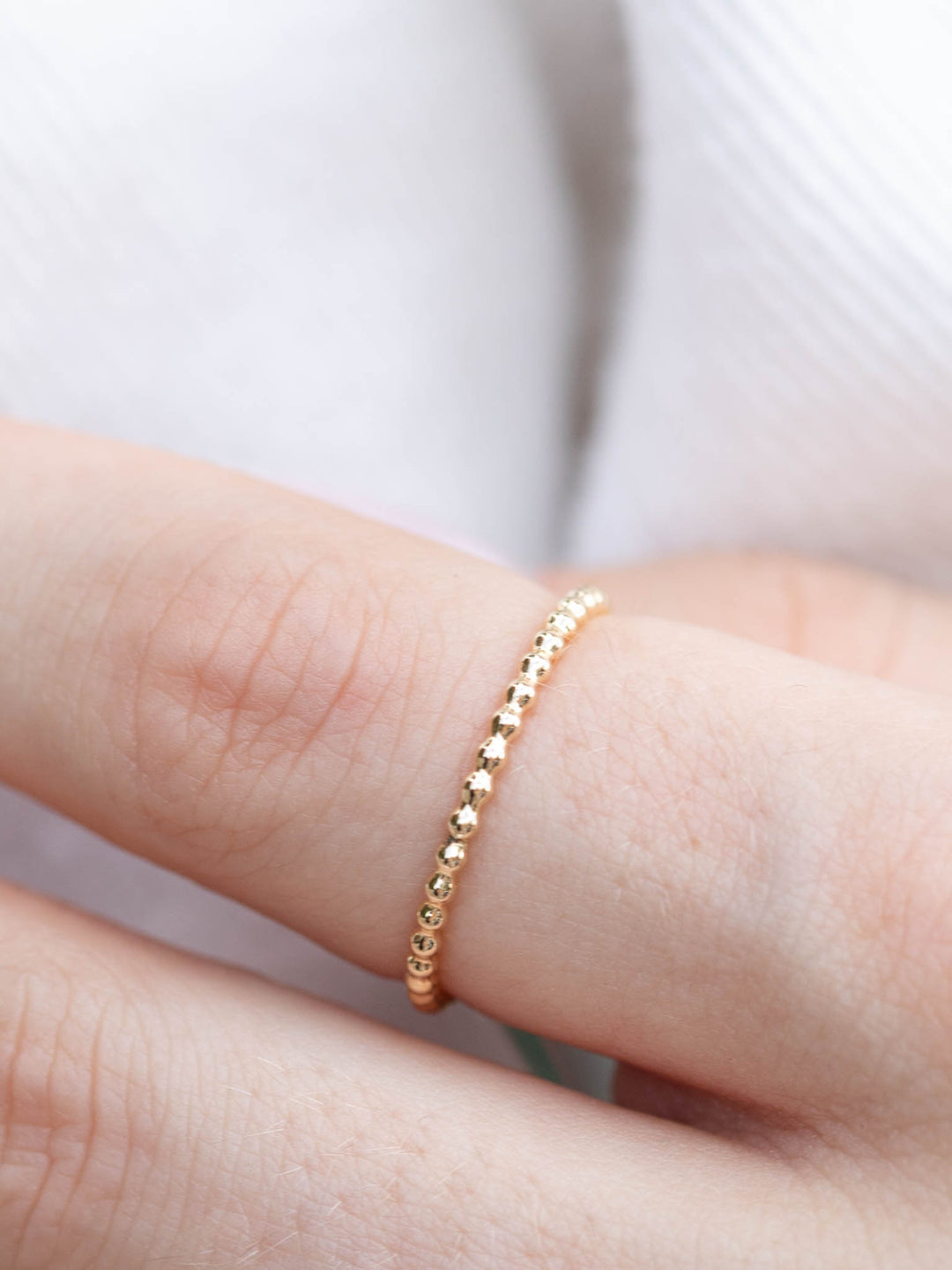 enewton Classic Gold 1.5mm Bead Ring