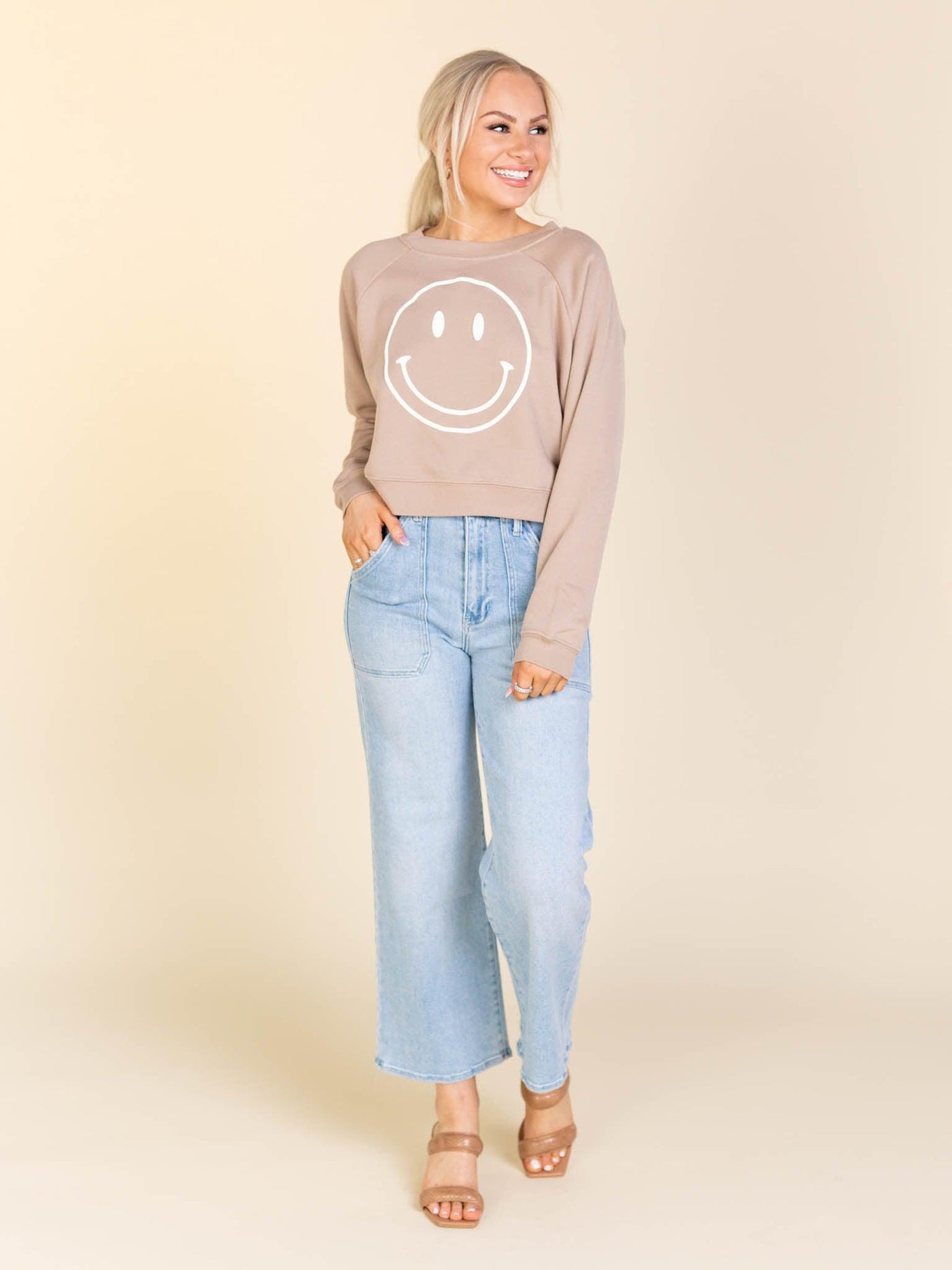 raglan cropped sweatshirt
