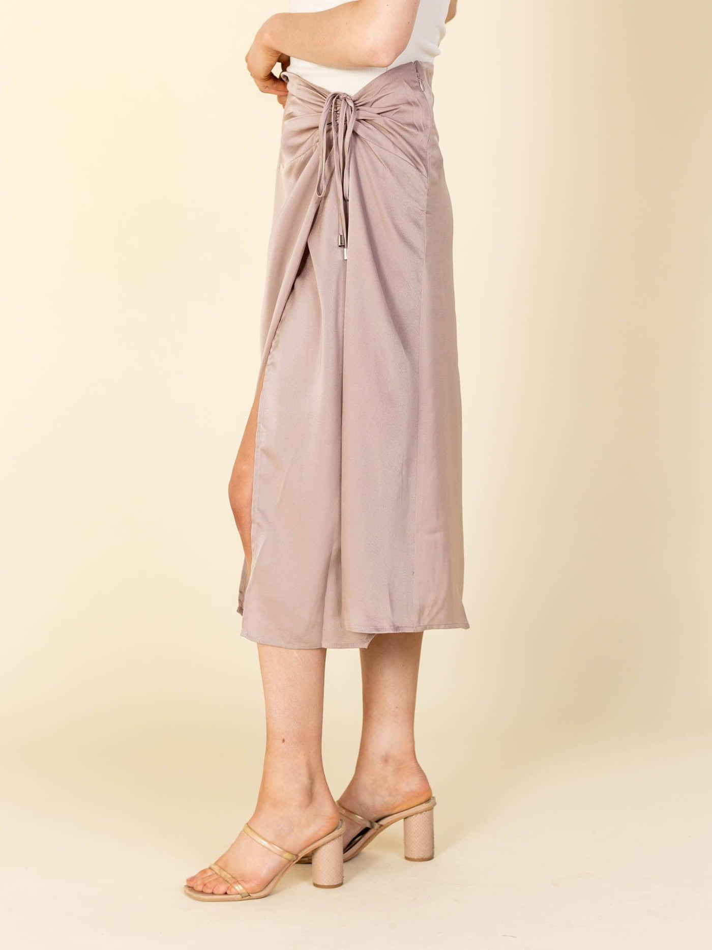 ruched side satin skirt