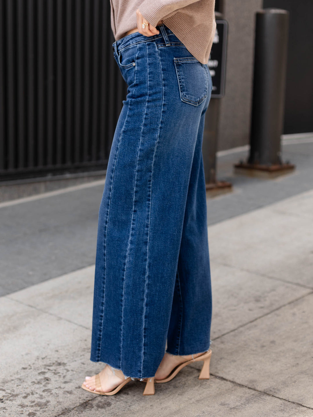 wide leg jeans