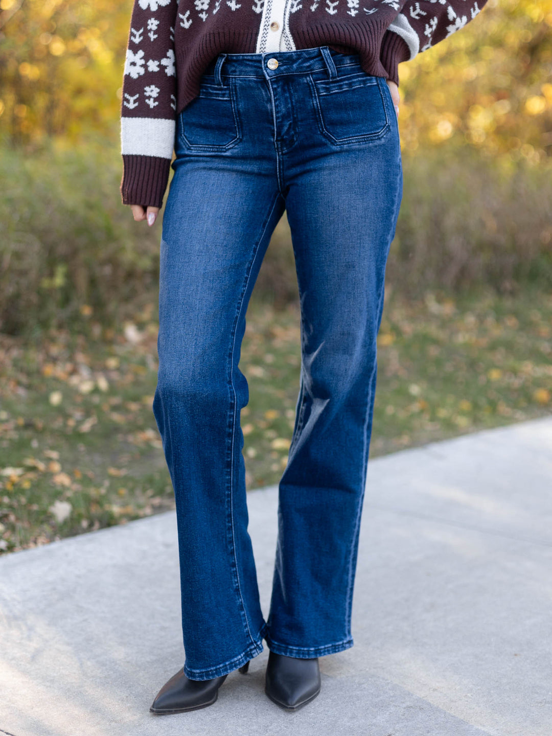 RISEN Dark Mid Rise Stretch Patch Pocket Flare