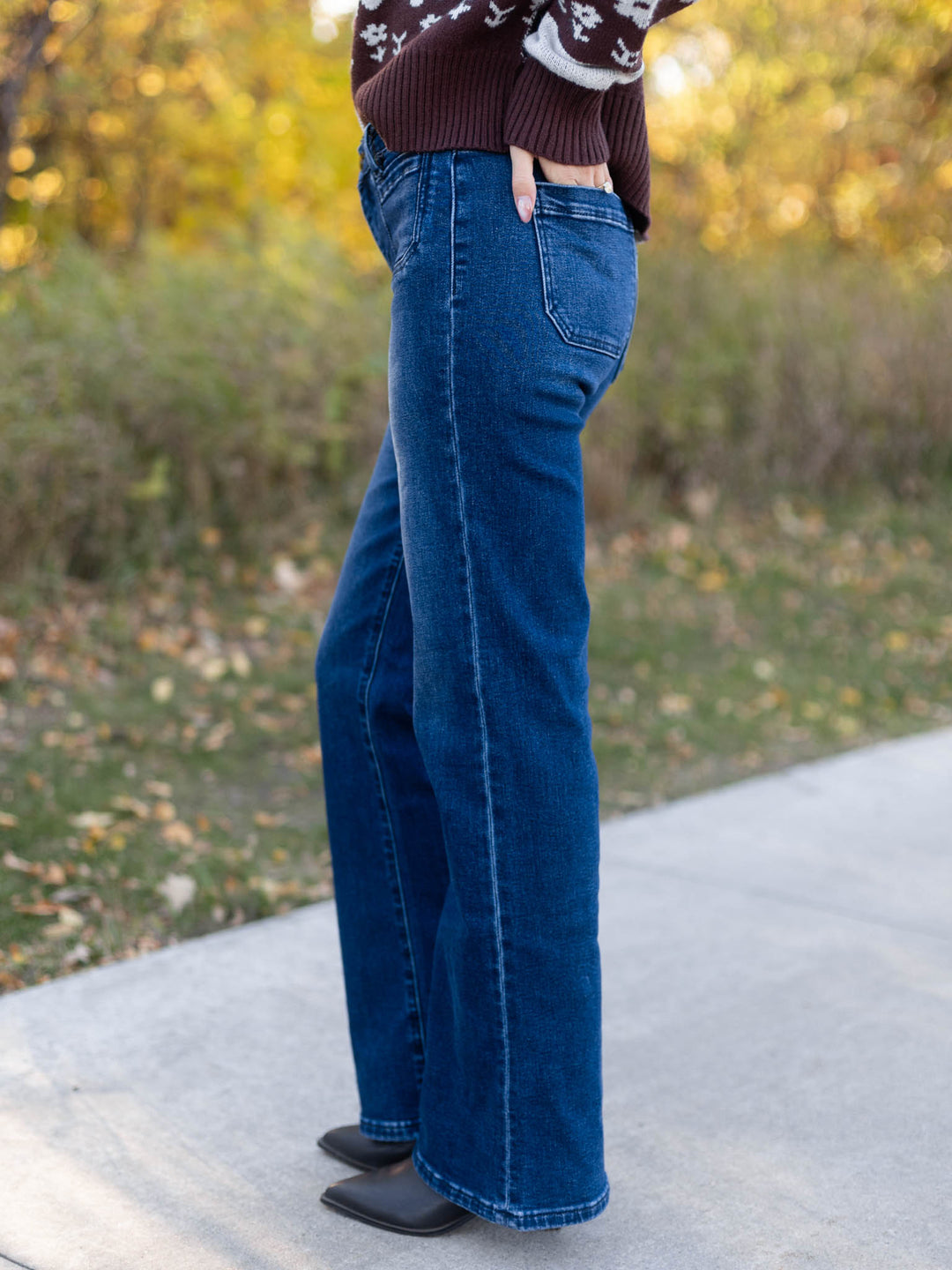 RISEN Dark Mid Rise Stretch Patch Pocket Flare