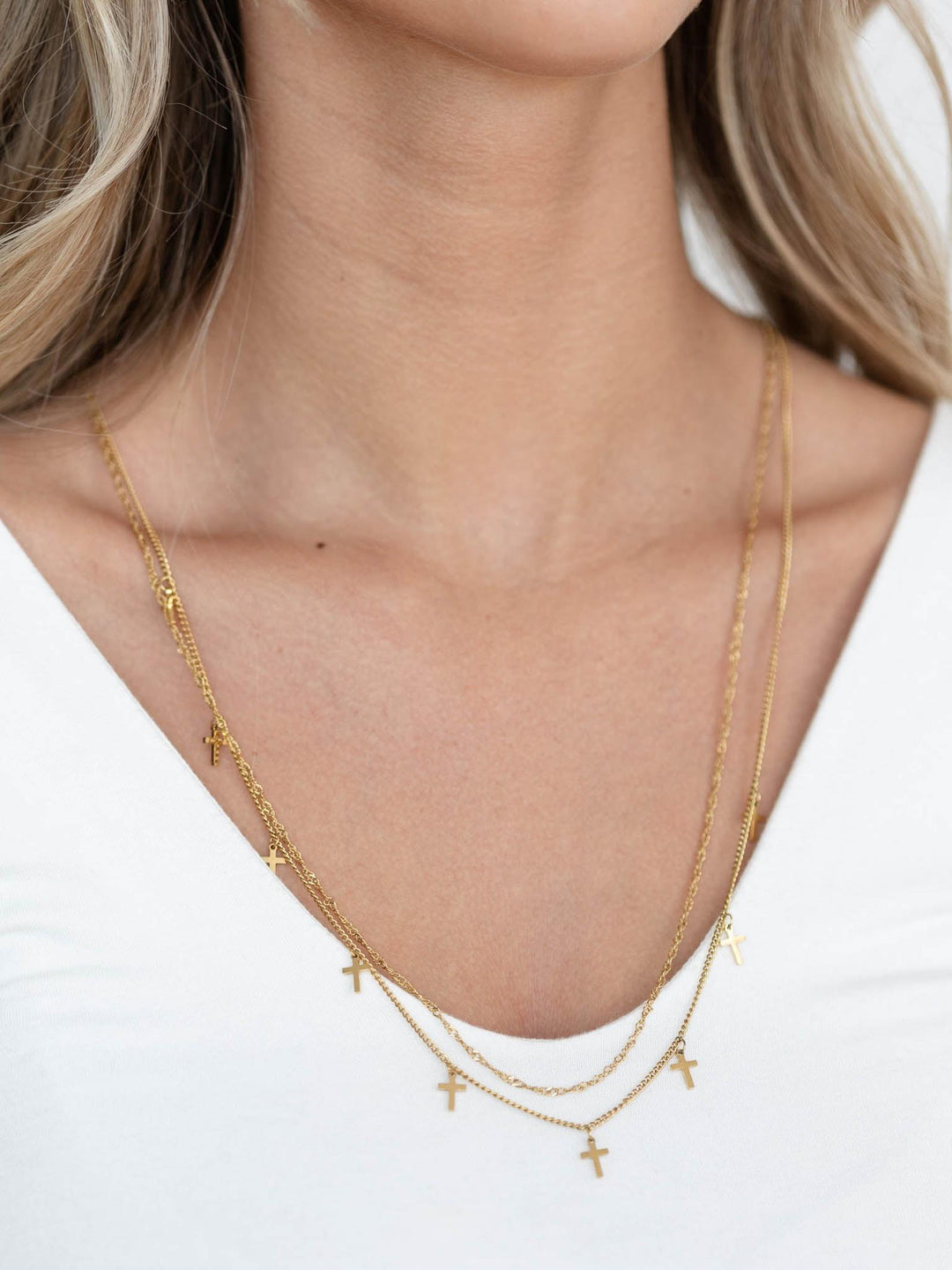 cross gold necklace