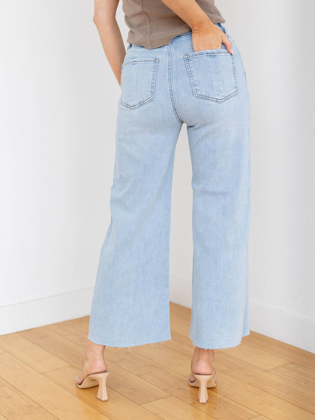 cropped wide leg light wash denim
