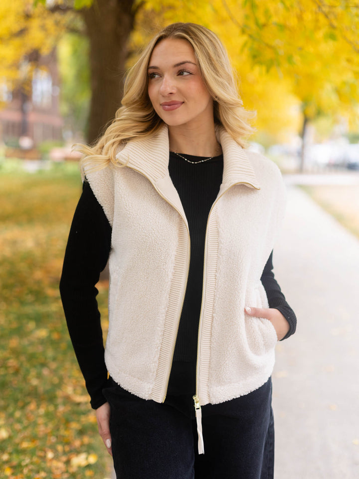 Varley Dominic Sherpa Gilet