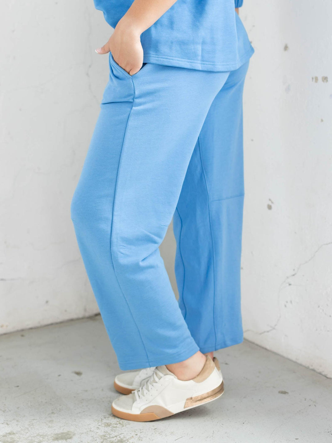Contrast Waist Slim Barrel