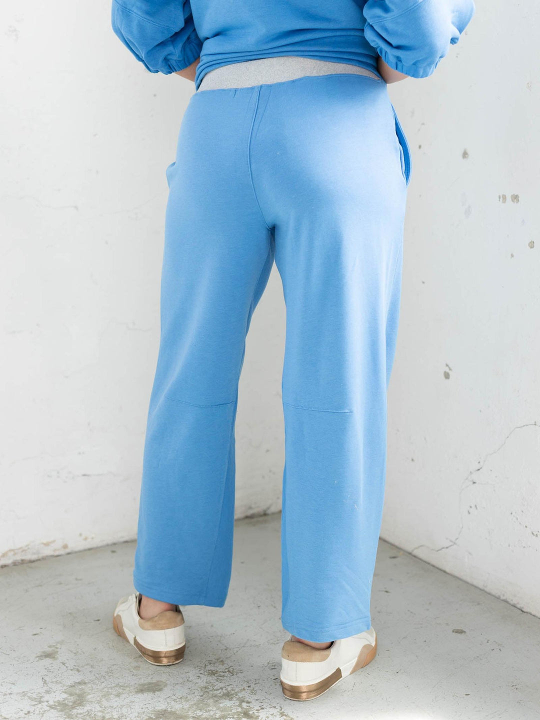 Contrast Waist Slim Barrel