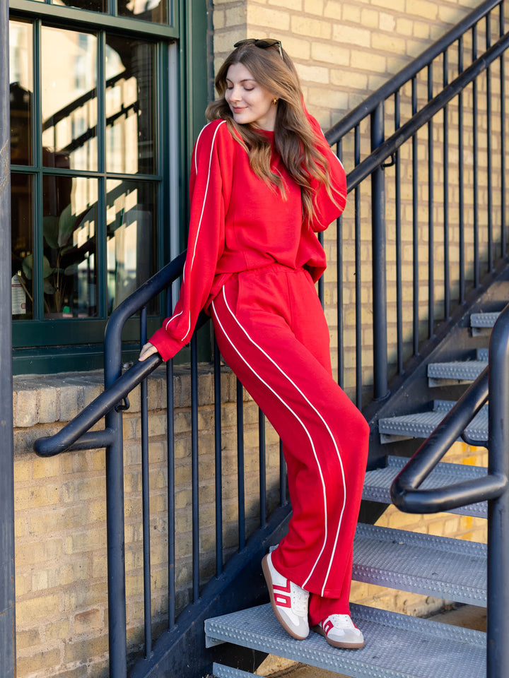 red piping straight leg pant