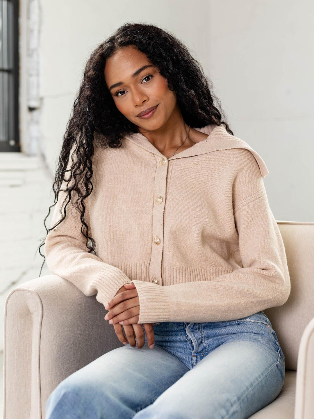 oversized collar button front short cardigan