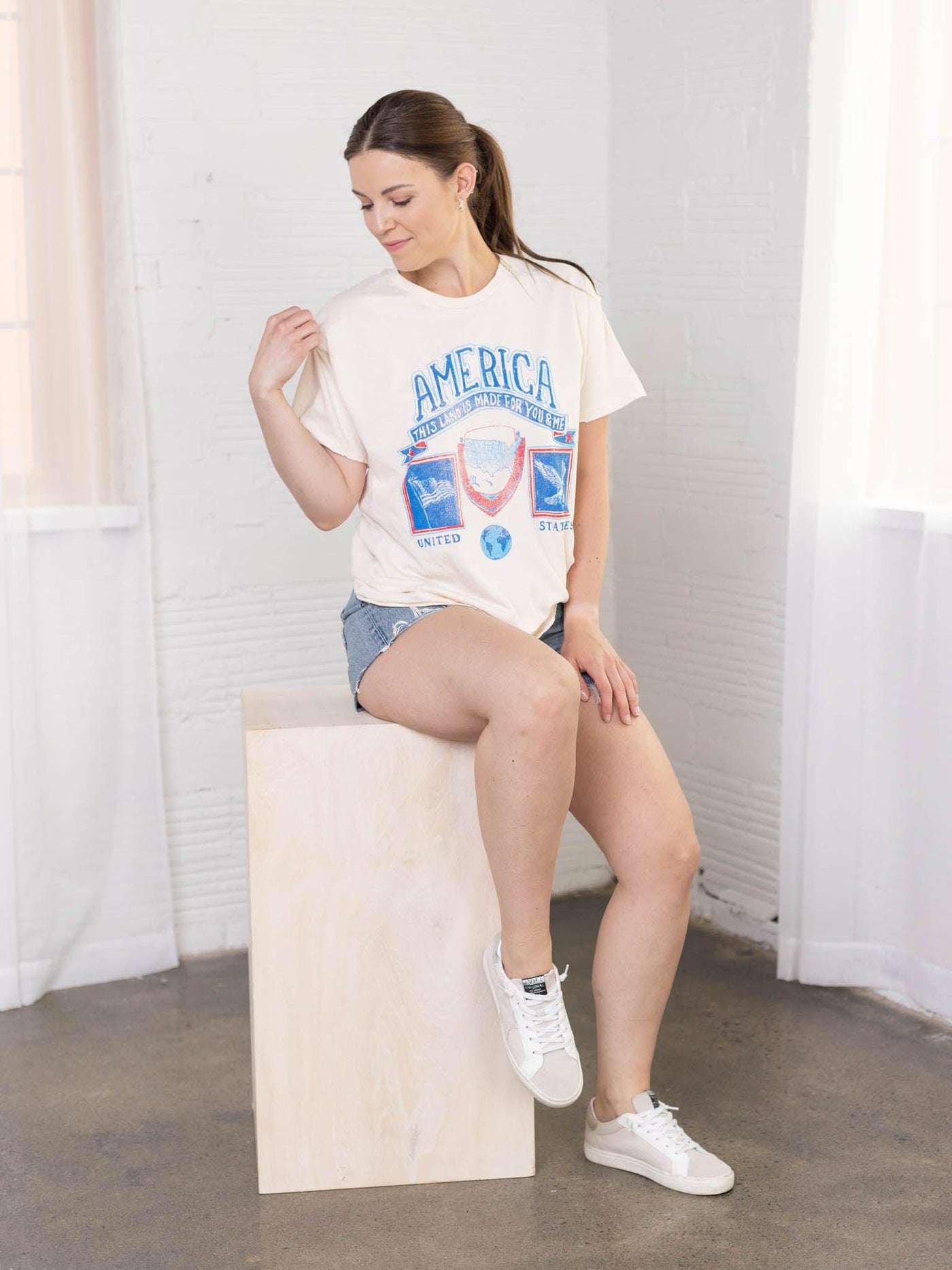 crew neck americana tee