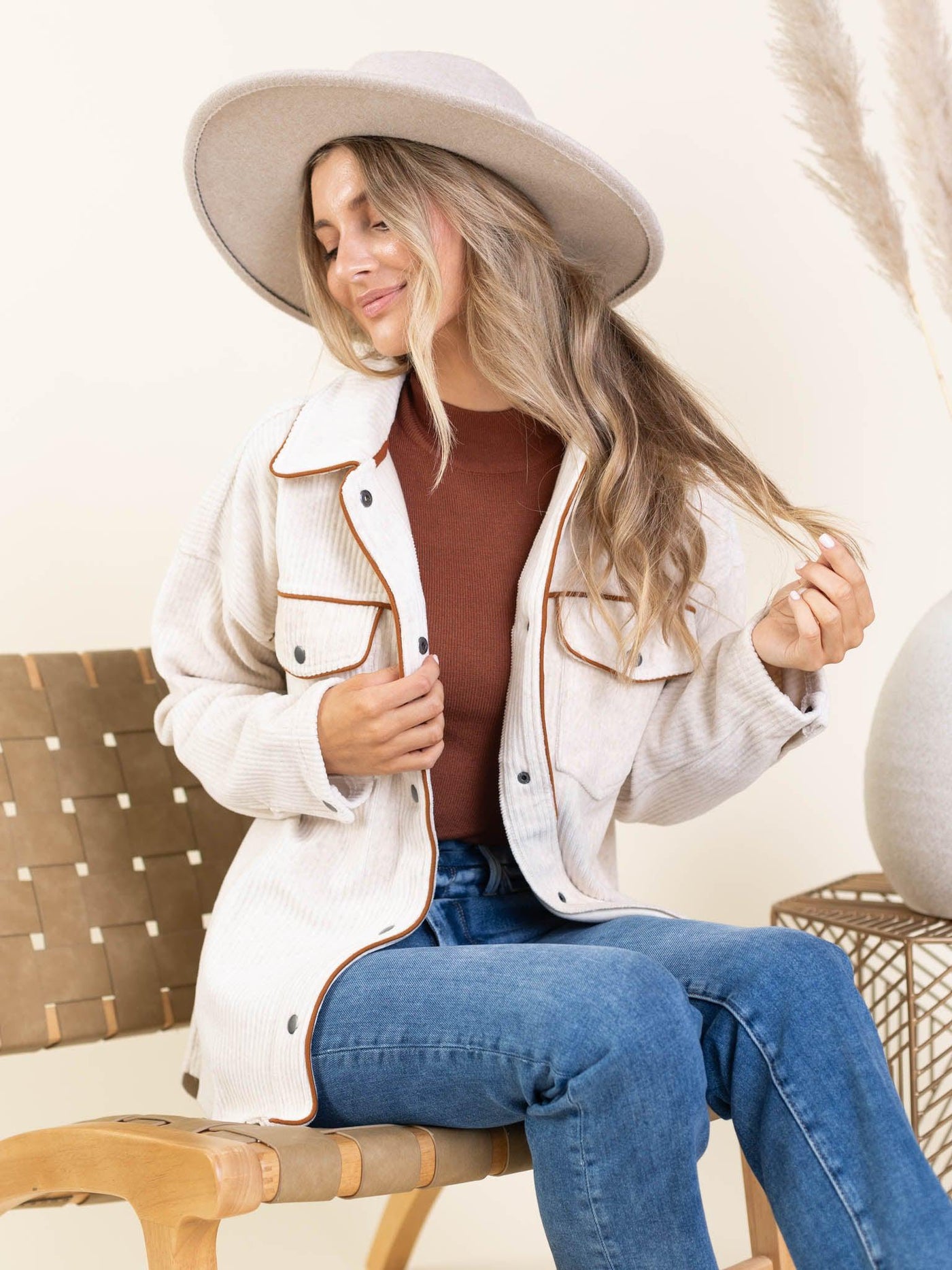 contrast trim ribbed shacket