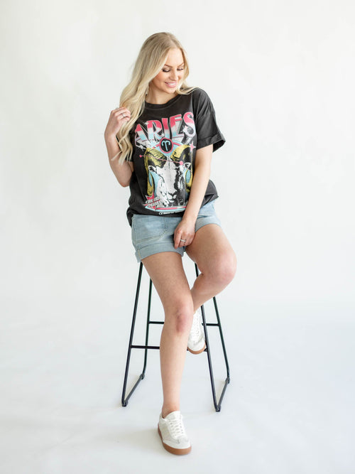 light wash drawstring shorts