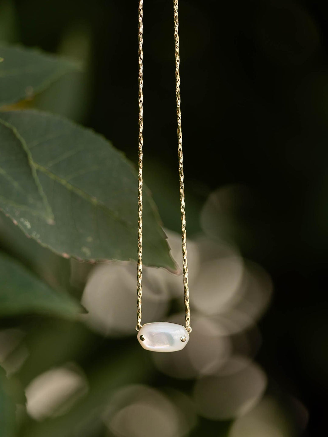 Kendra Scott Elisa Riveted Pendant Necklace