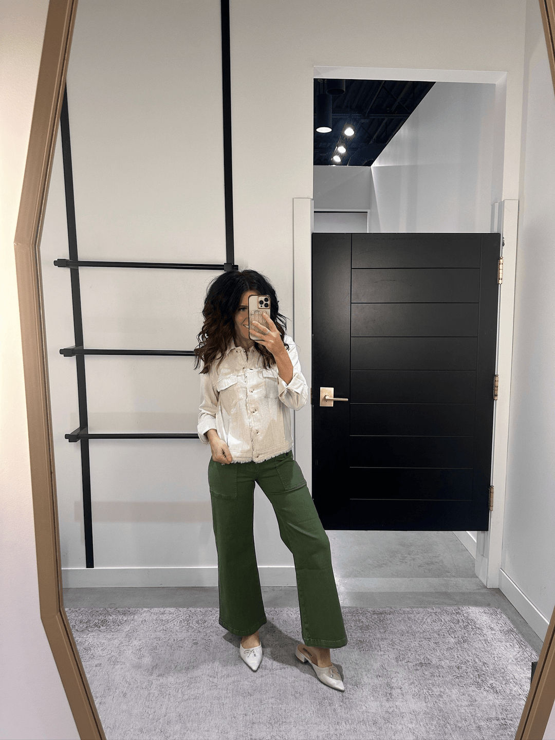 KUT Dill Meg High Rise Button Utility