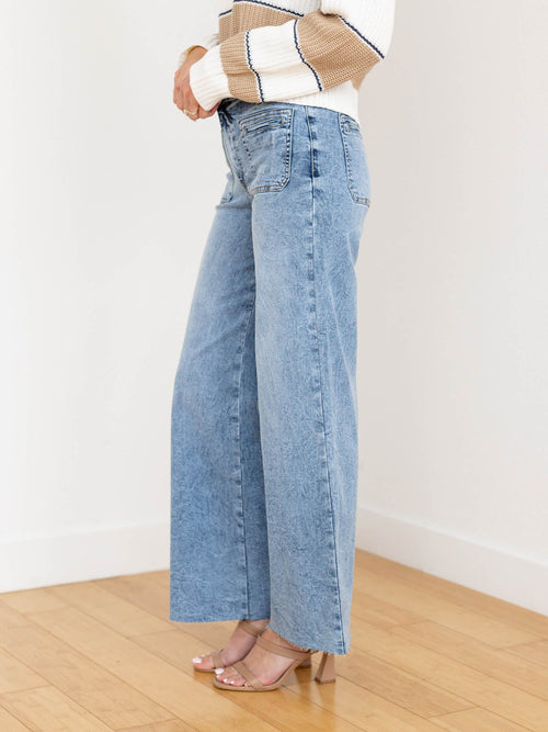 washed front patch pocket wide leg denim