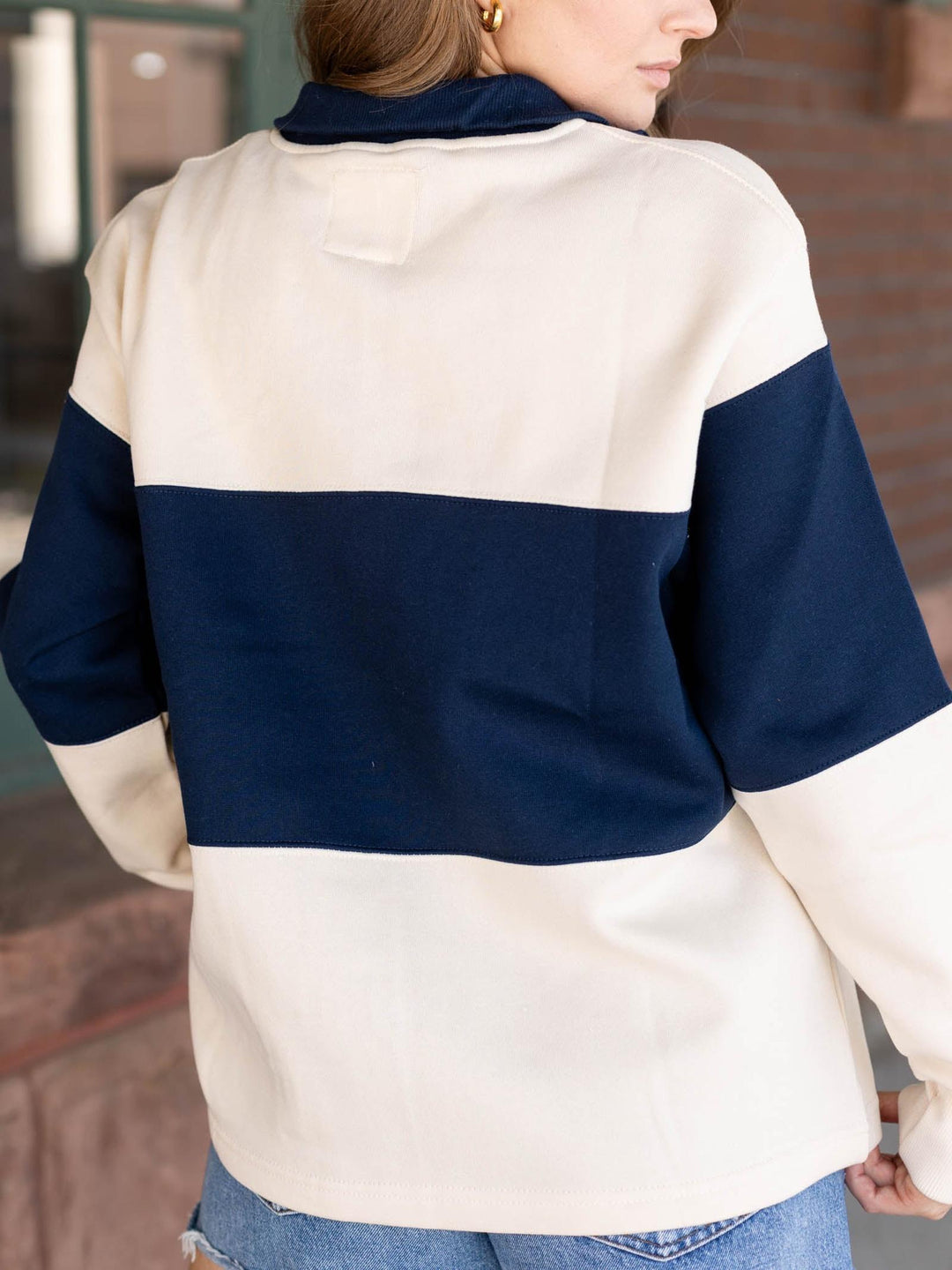 lakegirl pullover