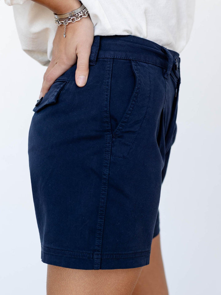navy blue pleated shorts