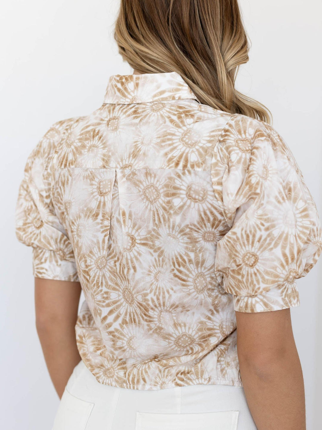 printed neutral puff sleeve blouse