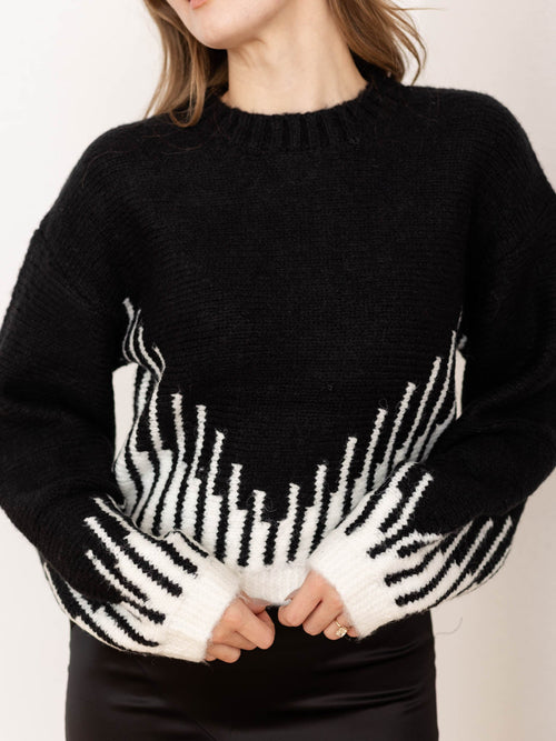 black and white contrast stripe sweater