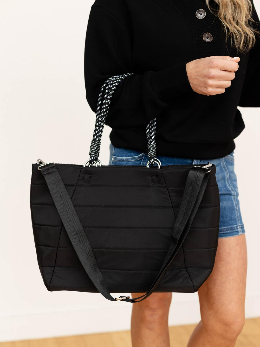 black tote bag