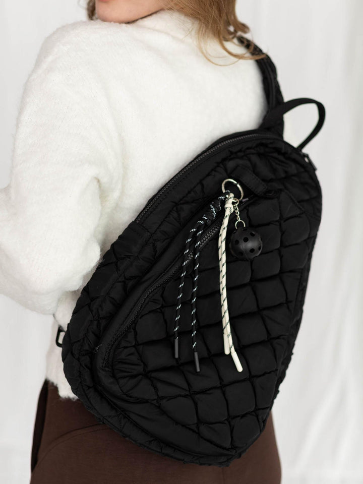 black puffer pickle ball bag