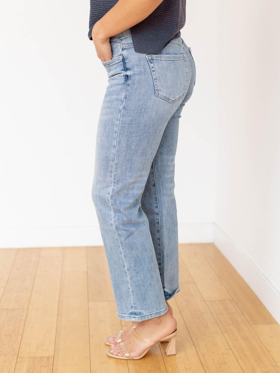 straight leg ankle light wash jeans