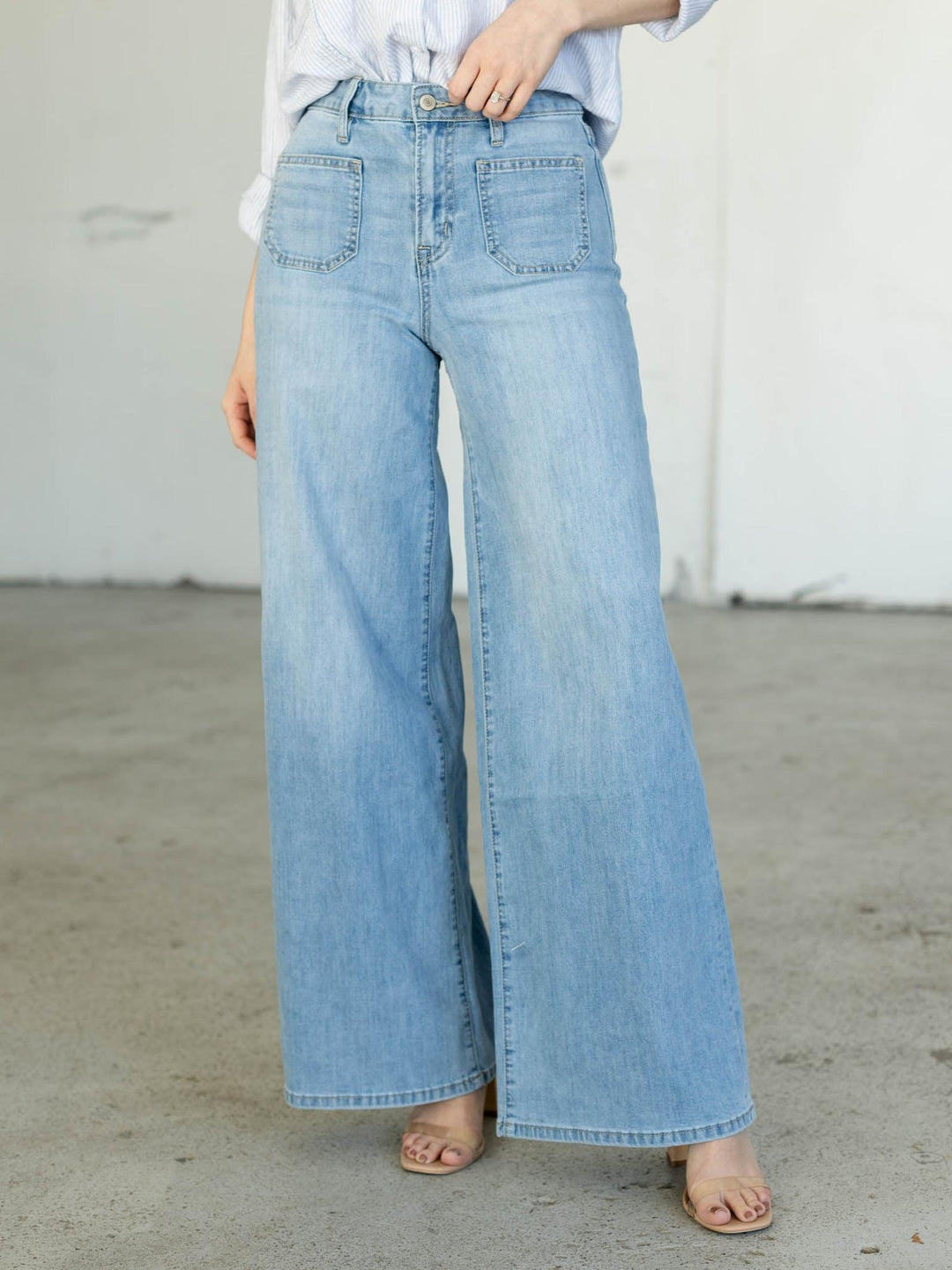wide leg patch pocket denim