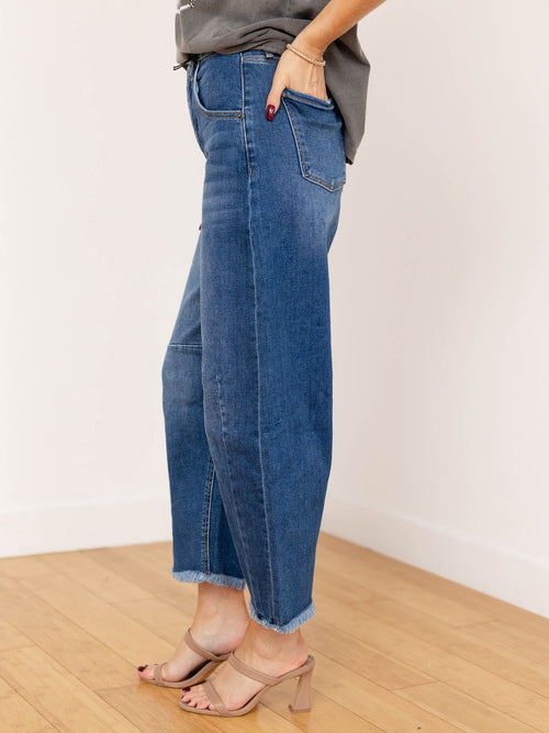 washed frayed cropped barrel denim