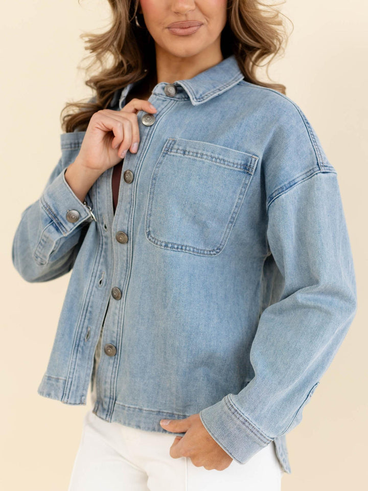 pocket detail jacket