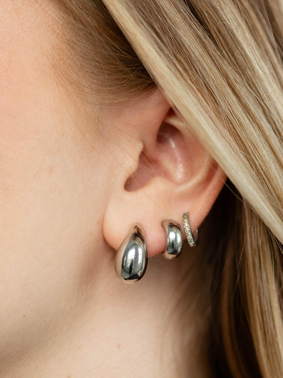 Mini Classic Waterdrop Earrings