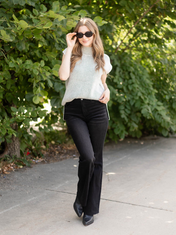 Mock Neck Pullover Style Short Sleeve