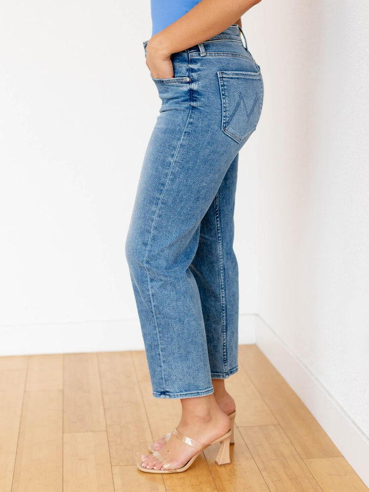 straight leg medium wash