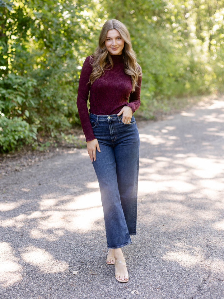 maroon shirt