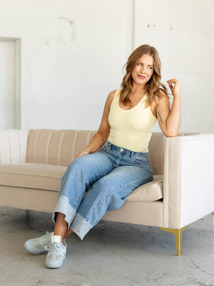basic scalloped tank