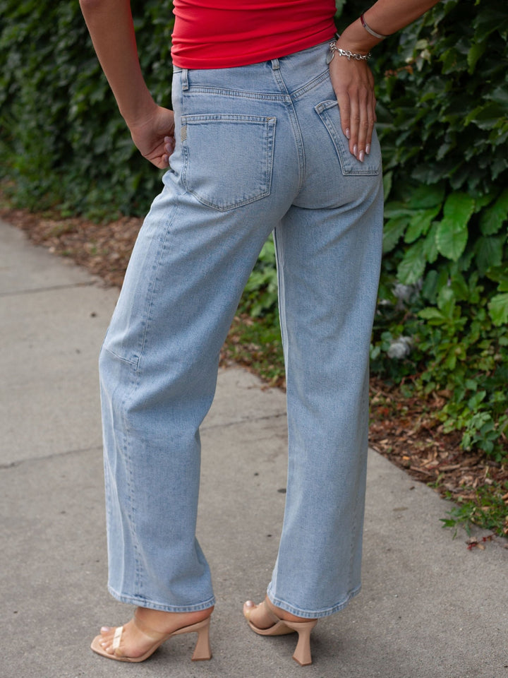 PAIGE Mar Vista Arellia Skimmer Outseam Panel Denim