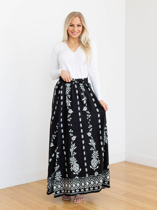 black and white pineapple maxi skirt