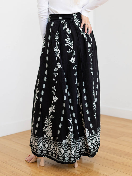 black and white pineapple maxi skirt
