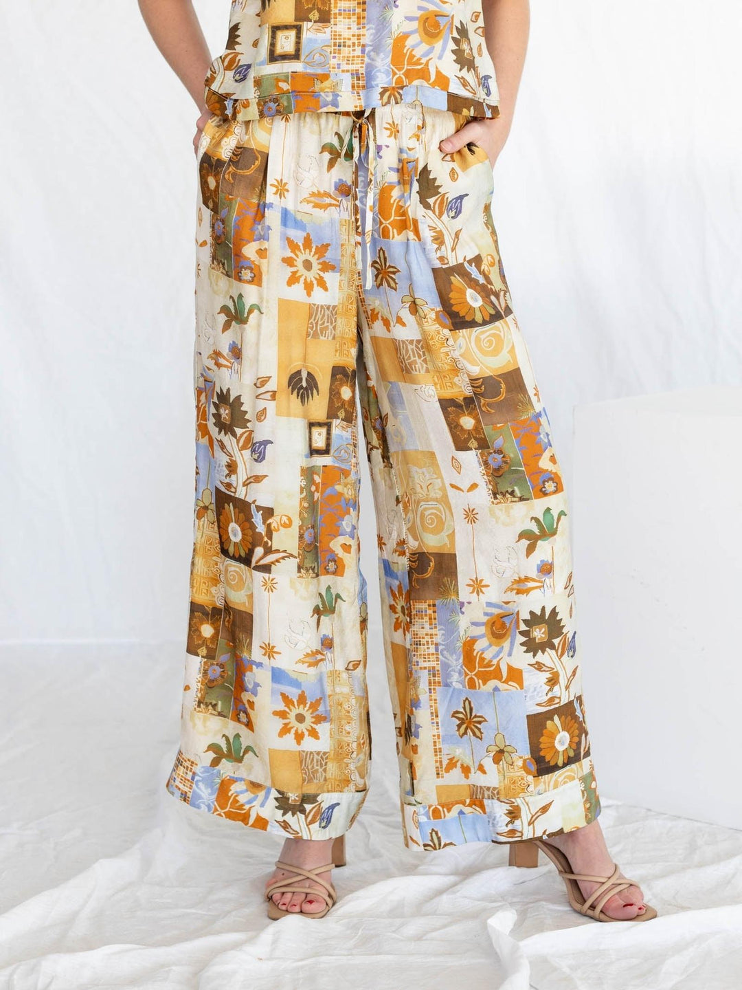art print flowy pants