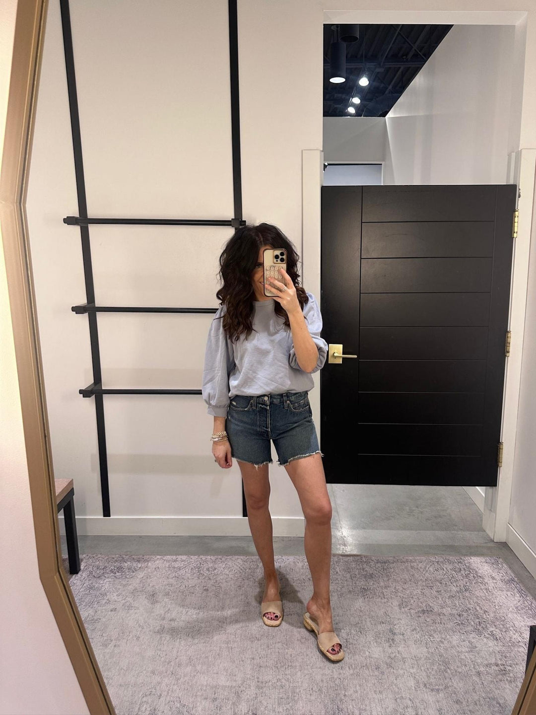 puff sleeve sweatshirt